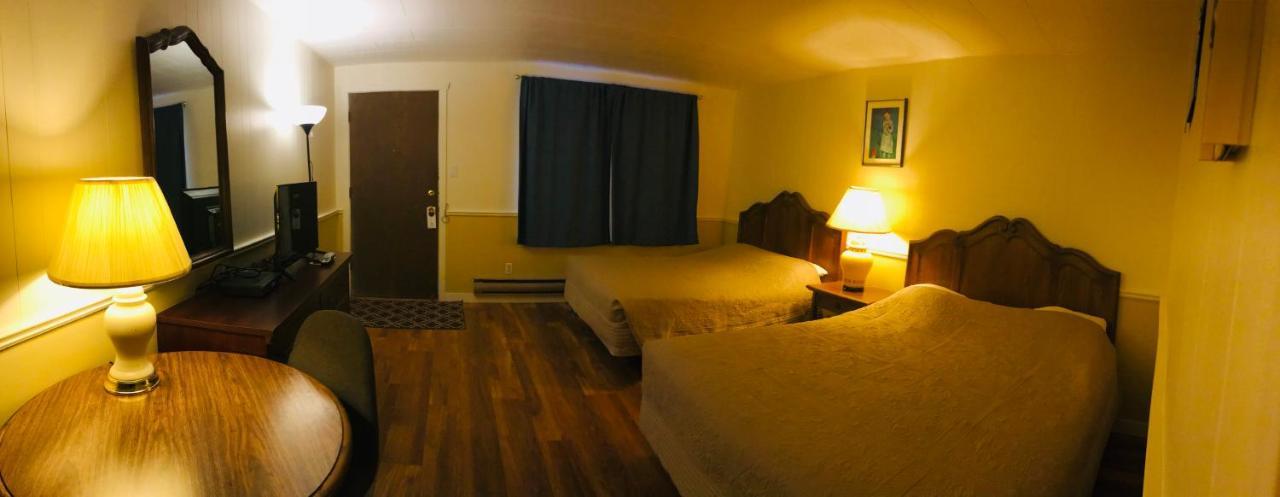 Tumbleweed Motel แคชครีก ภายนอก รูปภาพ